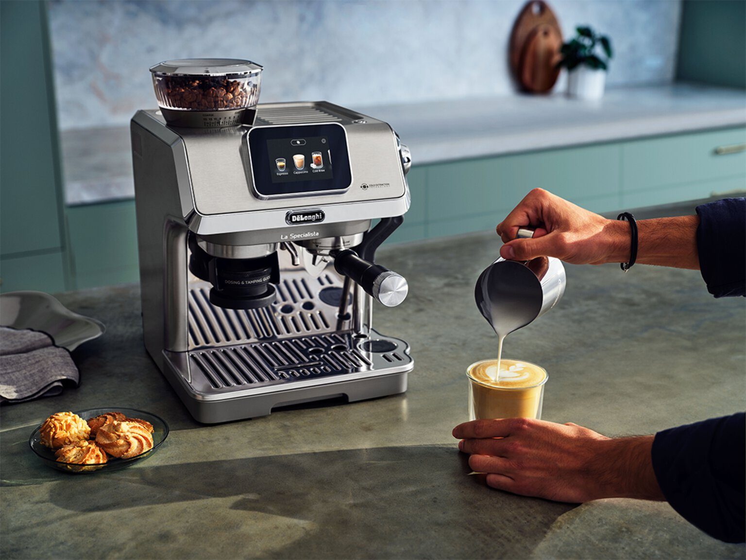 De'Longhi La Specialista espresso machine pouring a fresh cappuccino